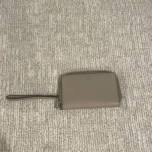 Tory Burch wallet